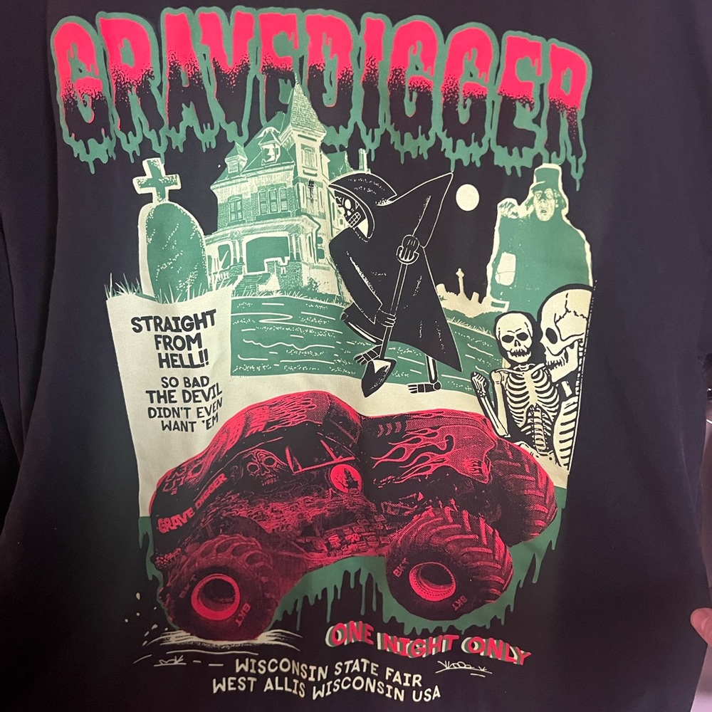 CHEATIN SNAKES grave digger mock neck long sleeve XL